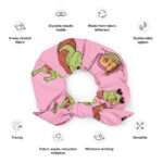 Recycelter Scrunchie mit Frosch-Motiv – sanft zum Haar, nachhaltig produziert von AbbyHooves4