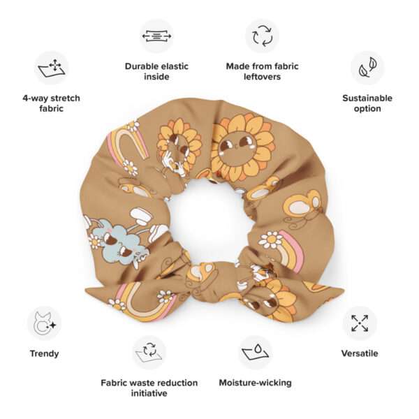 Recycelter Scrunchie mit Blumen- und Regenbogenmotiv – nachhaltig produziert von AbbyHooves85
