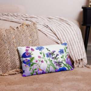 Zierkissen mit kräftigem Blumenmuster in Aquarellstil – Violett, Blau, Lavendel, AbbyHooves Design5