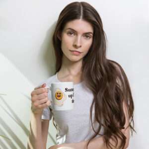 Spiegelei Weiße, glänzende Tasse